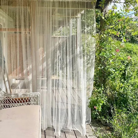 Сasa de vacaciones Charming Summer House With Access *